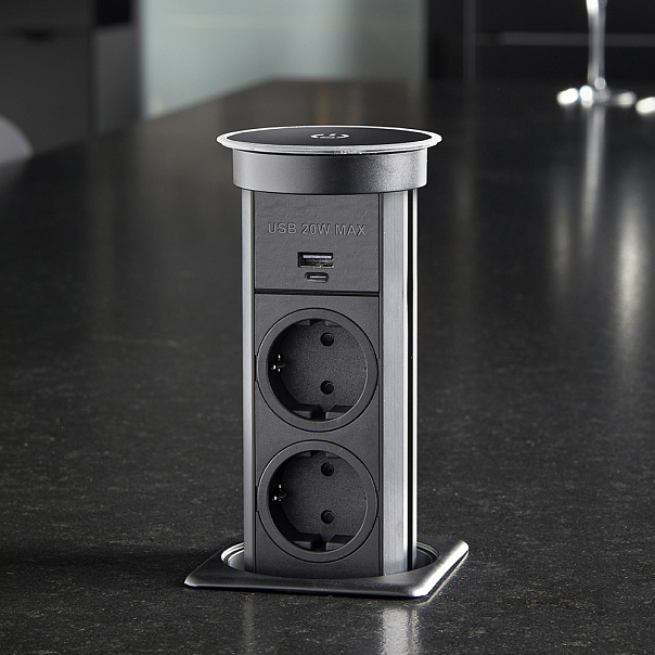 Розетка AUTOMATICK QI, врезная, черный