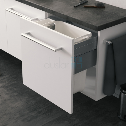 уцененная система хранения белья laundry carrier small 37 л, выдвижной фасад 600 мм, белый/серебро УЦЕНЕННАЯ система хранения белья LAUNDRY CARRIER SMALL 37 л, выдвижной фасад 600 мм, белый/серебро