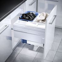 Система хранения белья LAUNDRY CARRIER 80 л, выдвижной фасад 600 мм, белый/синий